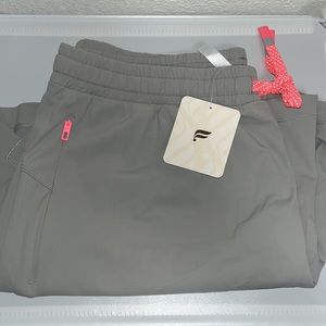 NWT - Fabletics gym shorts 🩳